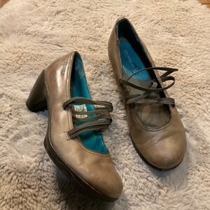 Merrell Evera Cross Size 7 Pump Mary Jane Shoes Taupe Leather Heels Womens